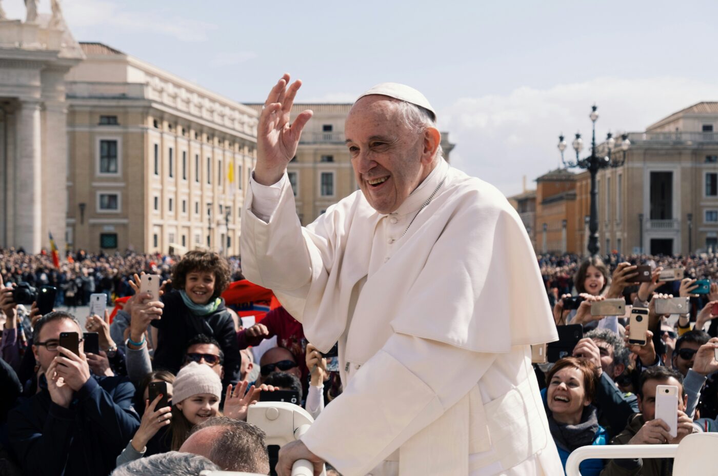 UN PAPA POP – L’EREDITA’ DI FRANCESCO