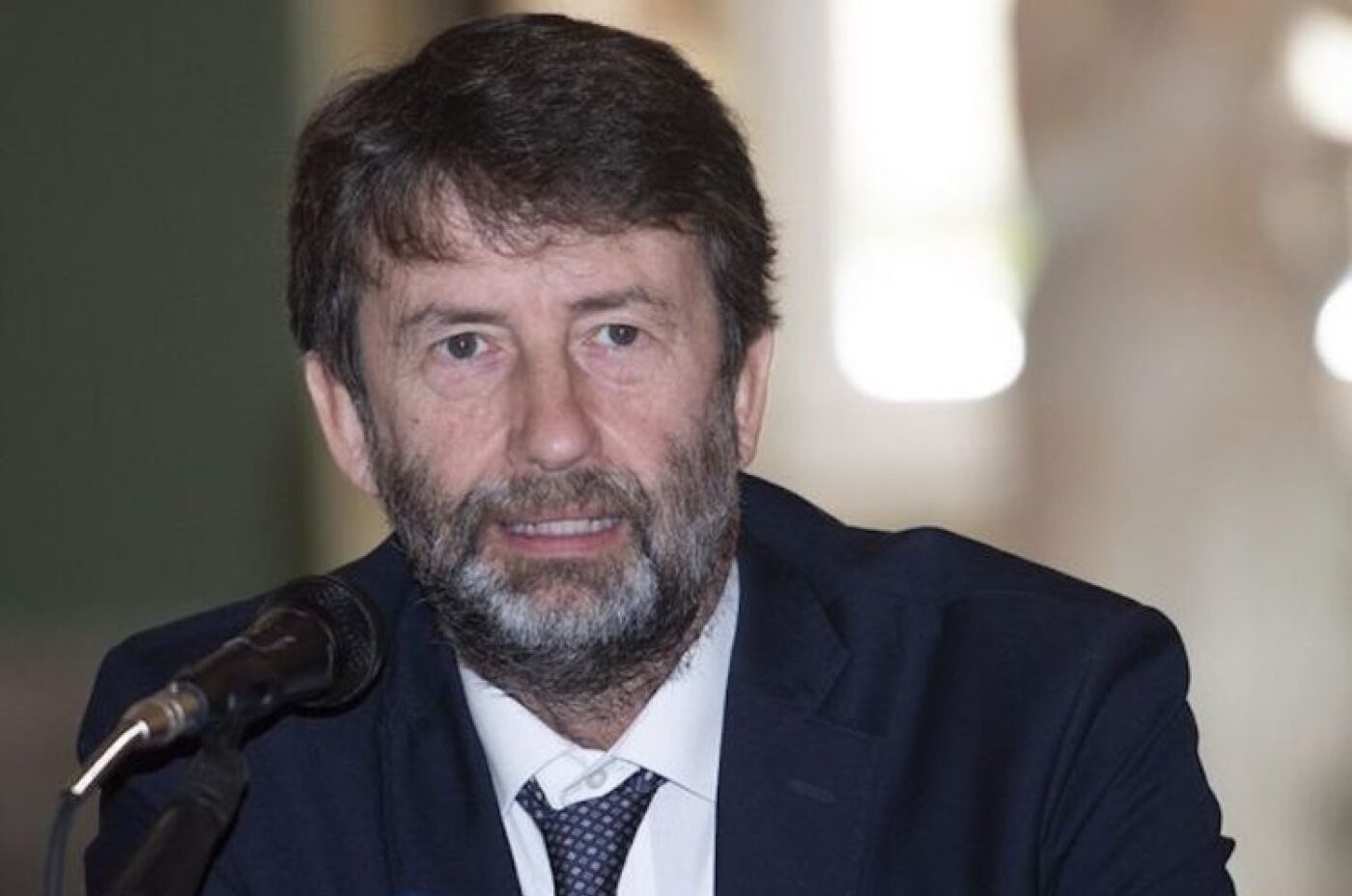 Il cognome materno non basta: l’uguaglianza è un’altra cosa