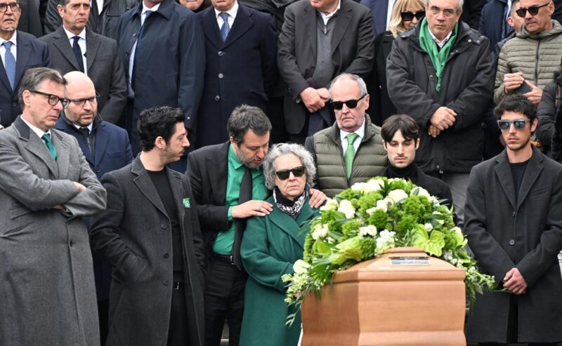 I funerali di Bossi. Pensare alla Lega (e non solo) tra ieri e oggi